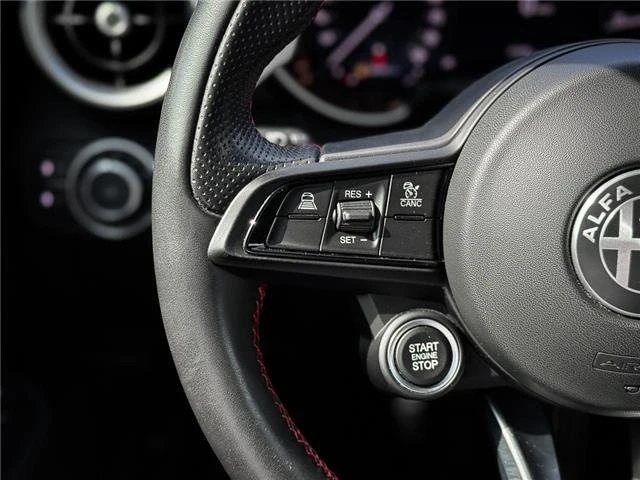 2024 Alfa Romeo Giulia - Image 12 of 20