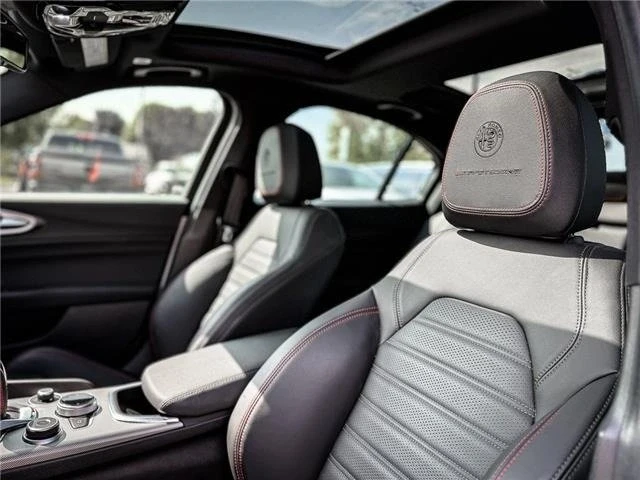 2024 Alfa Romeo Giulia - Image 9 of 20