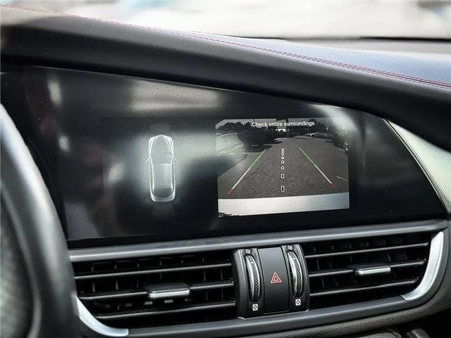 2024 Alfa Romeo Giulia - Image 18 of 20