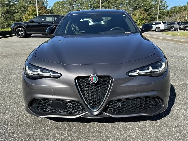 2024 Alfa Romeo Giulia - Image 3 of 12