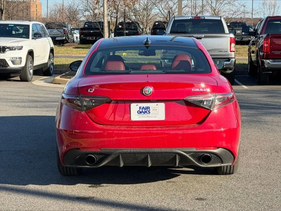 2024 Alfa Romeo Giulia - Image 6 of 16