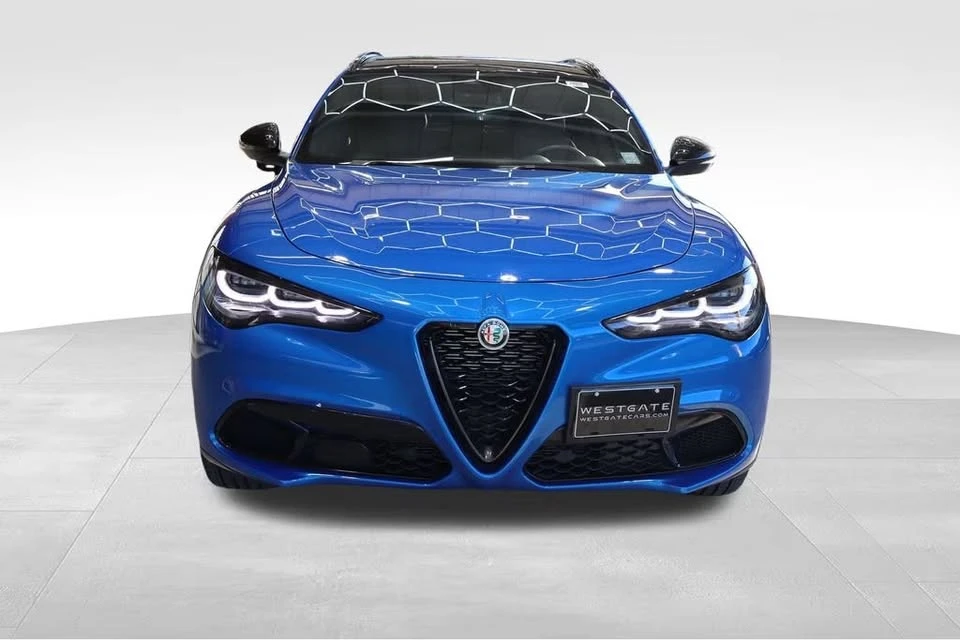 2024 Alfa Romeo Stelvio - Image 2 of 16