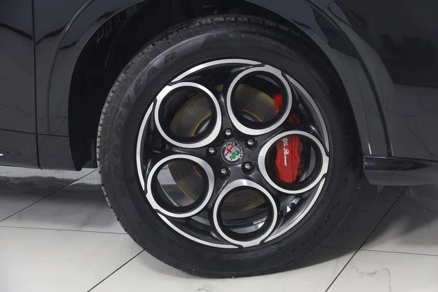 2024 Alfa Romeo Tonale - Image 12 of 19