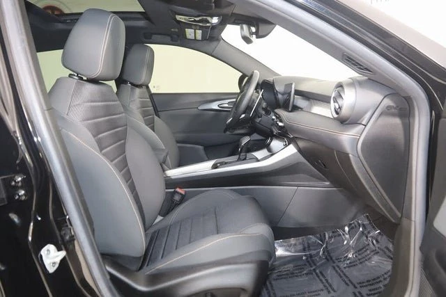 2024 Alfa Romeo Tonale - Image 10 of 19