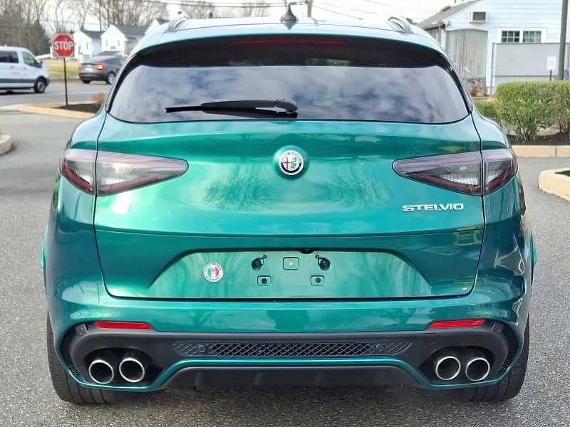 2024 Alfa Romeo Stelvio - Image 3 of 10
