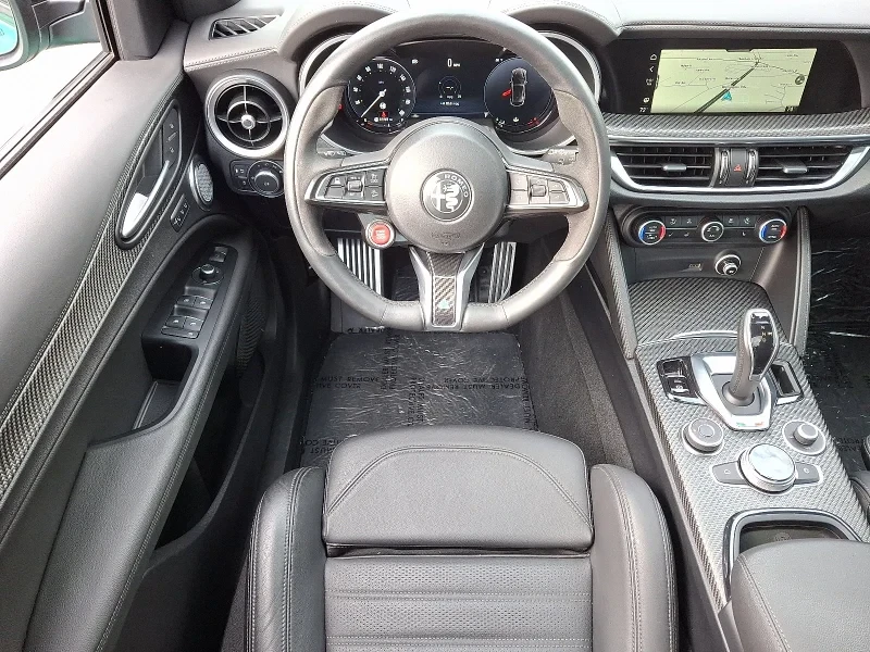 2024 Alfa Romeo Stelvio - Image 7 of 10