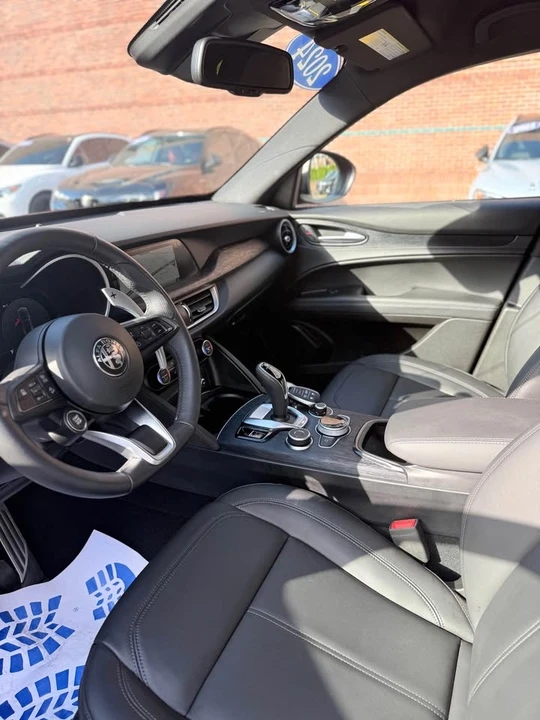 2024 Alfa Romeo Stelvio - Image 7 of 13