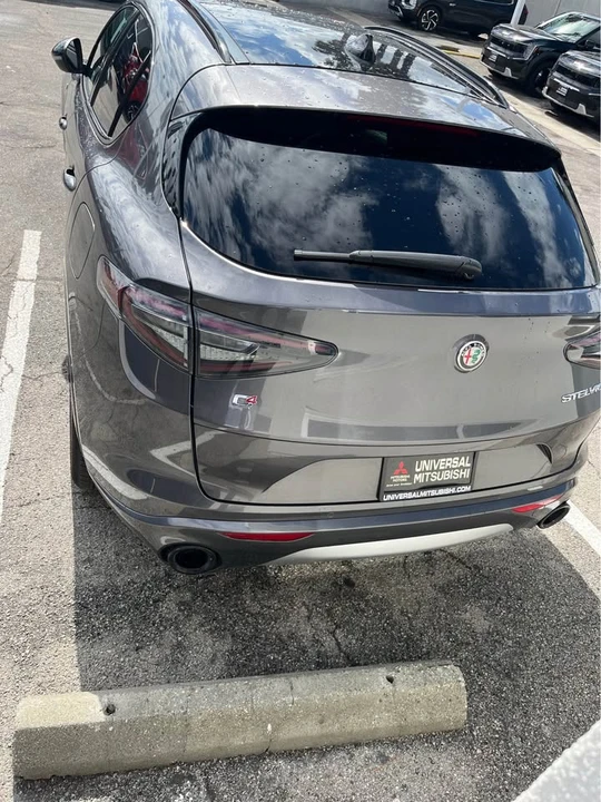 2024 Alfa Romeo Stelvio - Image 4 of 9