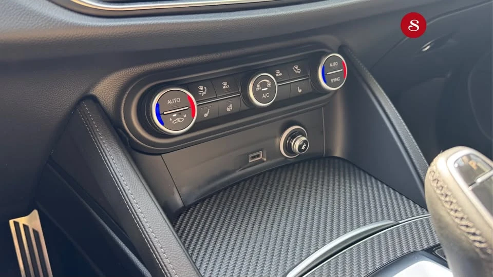2024 Alfa Romeo Stelvio Quadrifoglio - Image 13 of 20