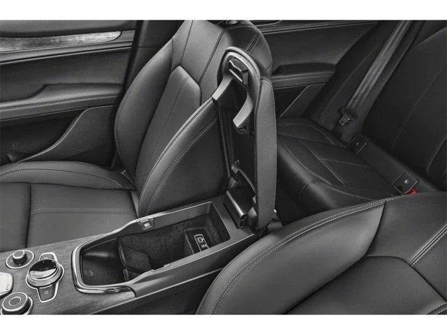2024 Alfa Romeo Stelvio - Image 17 of 20
