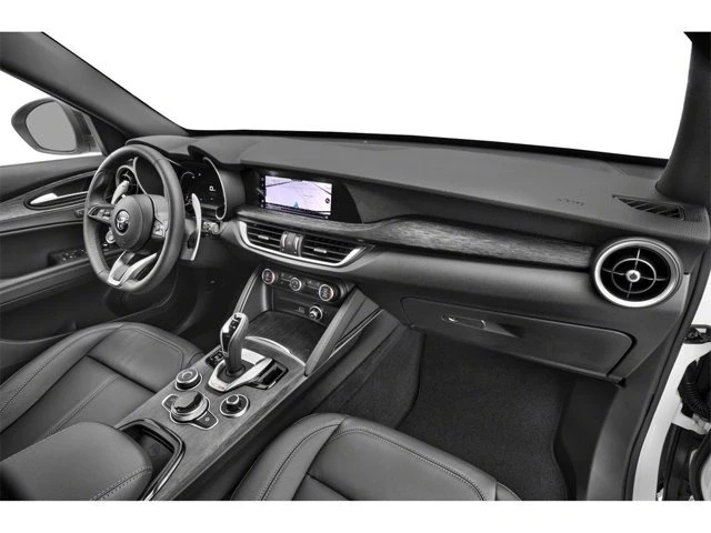 2024 Alfa Romeo Stelvio - Image 18 of 20