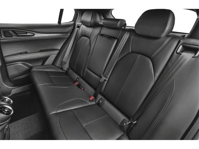2024 Alfa Romeo Stelvio - Image 15 of 20