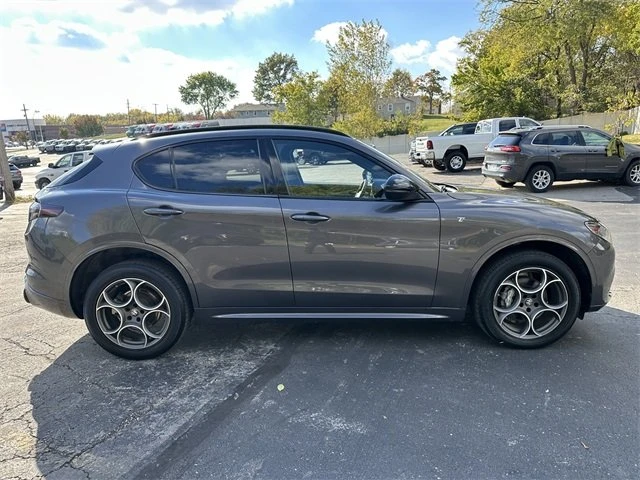 2024 Alfa Romeo Stelvio - Image 3 of 13
