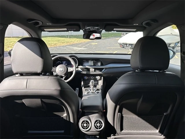 2024 Alfa Romeo Stelvio - Image 10 of 13