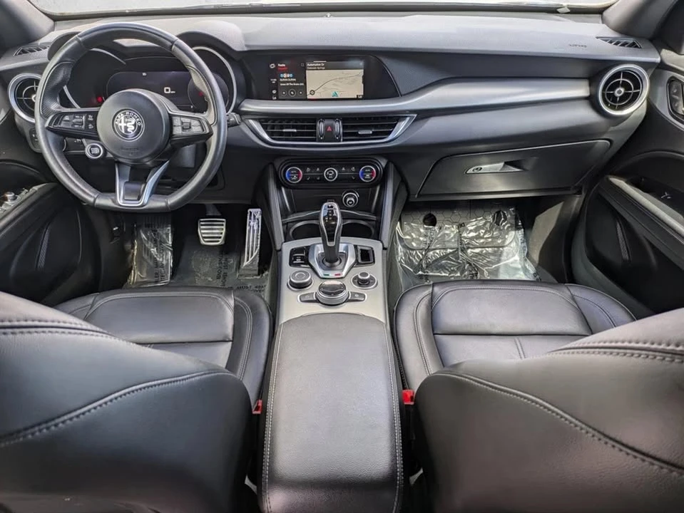 2024 Alfa Romeo Stelvio - Image 11 of 14