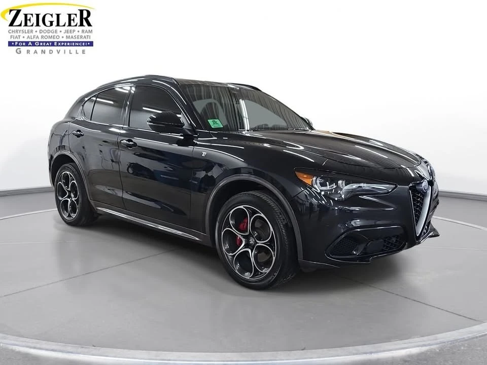 2024 Alfa Romeo Stelvio - Image 3 of 20