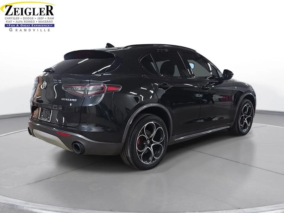 2024 Alfa Romeo Stelvio - Image 5 of 20