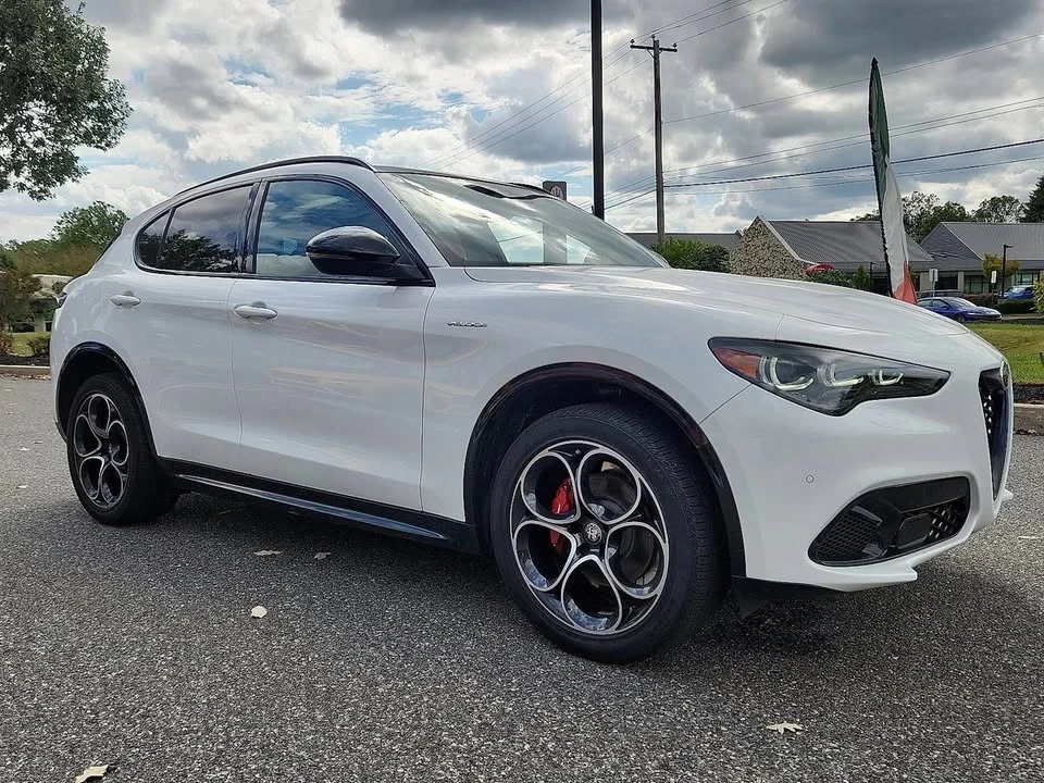 2024 Alfa Romeo Stelvio - Image 3 of 12