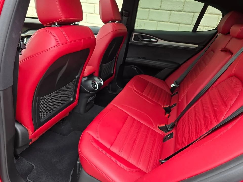 2024 Alfa Romeo Stelvio - Image 14 of 20