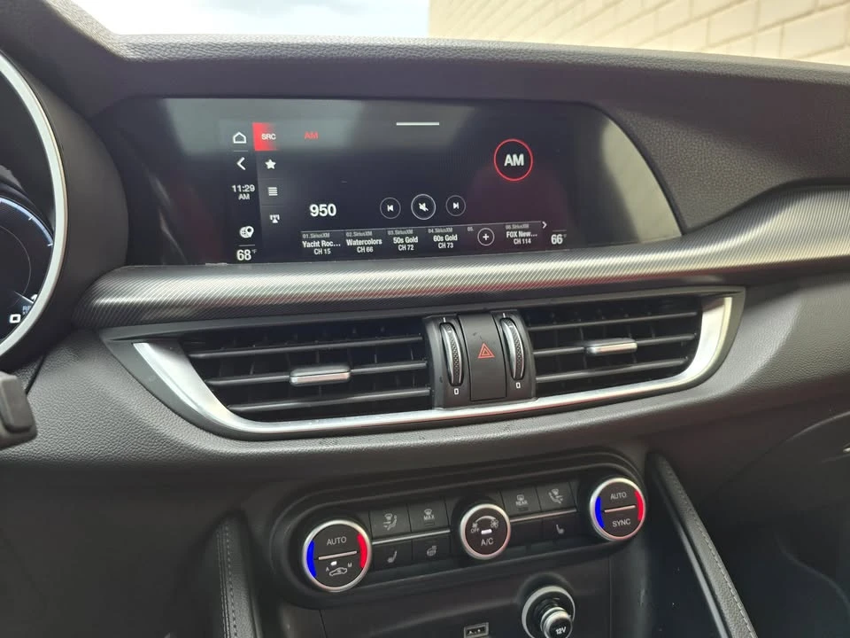 2024 Alfa Romeo Stelvio - Image 18 of 20