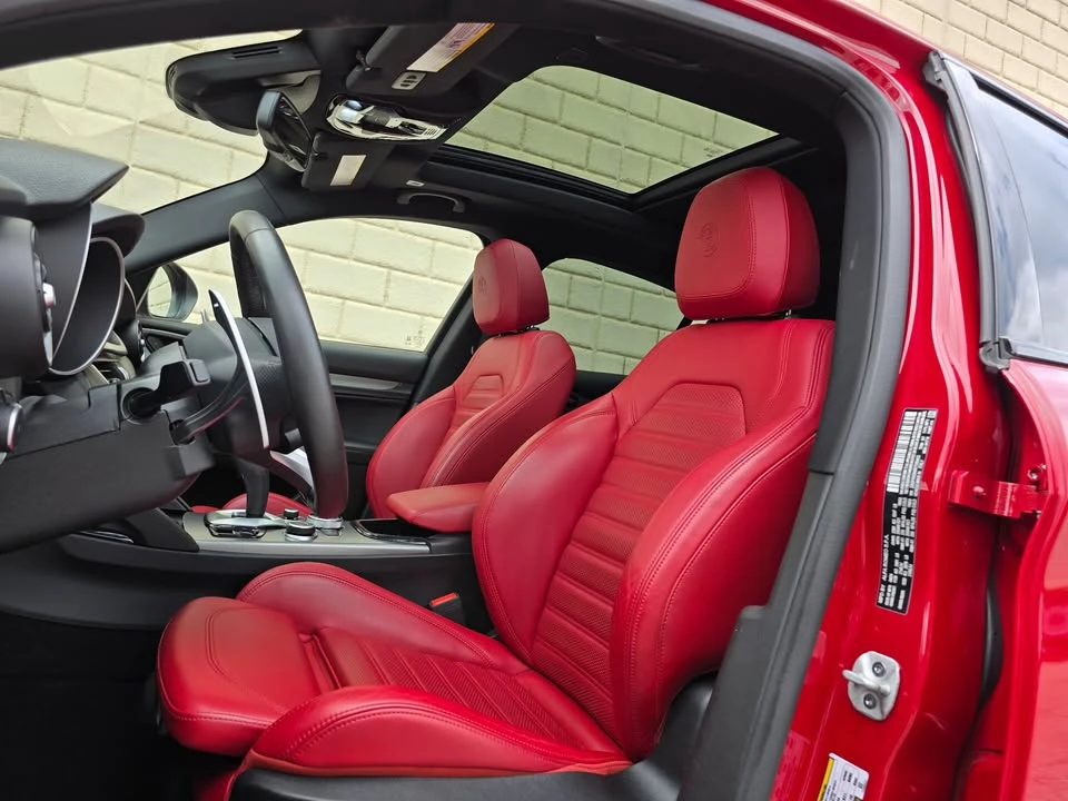 2024 Alfa Romeo Stelvio - Image 12 of 20