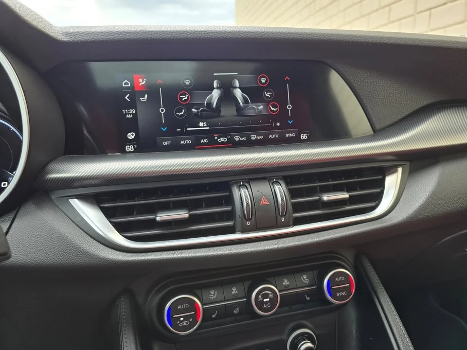 2024 Alfa Romeo Stelvio - Image 16 of 20