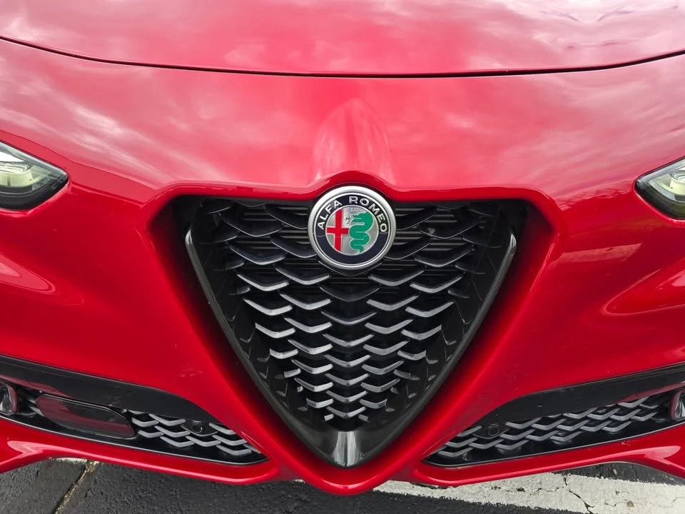 2024 Alfa Romeo Stelvio - Image 11 of 20