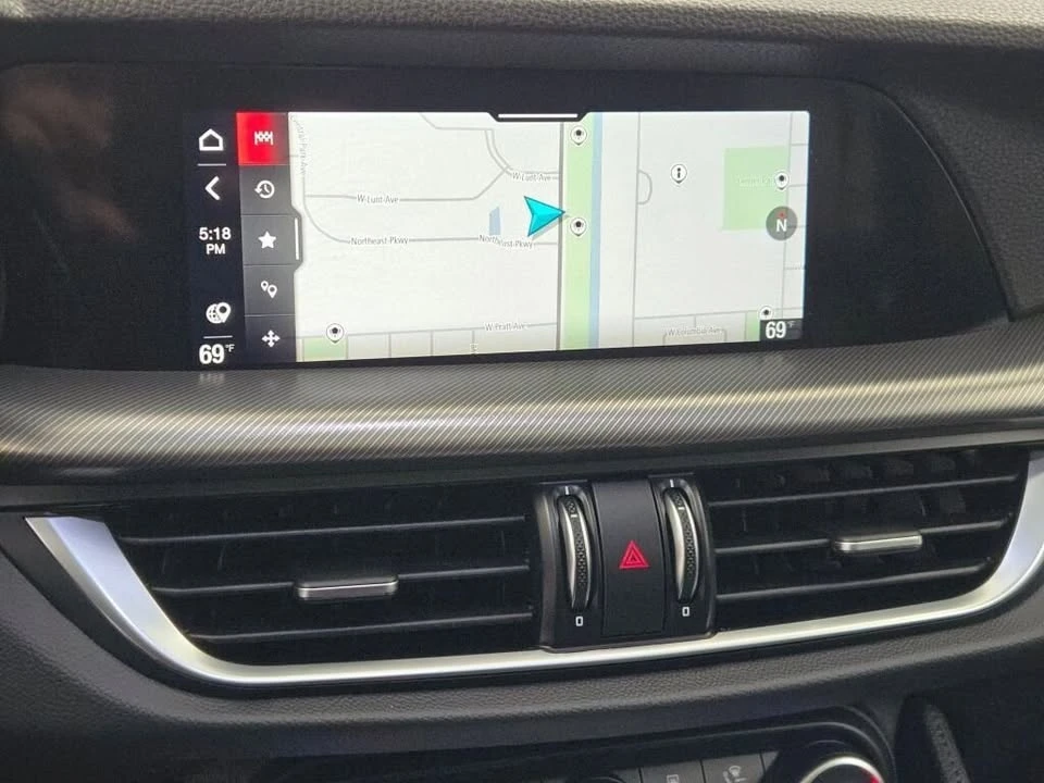 2024 Alfa Romeo Stelvio - Image 17 of 20