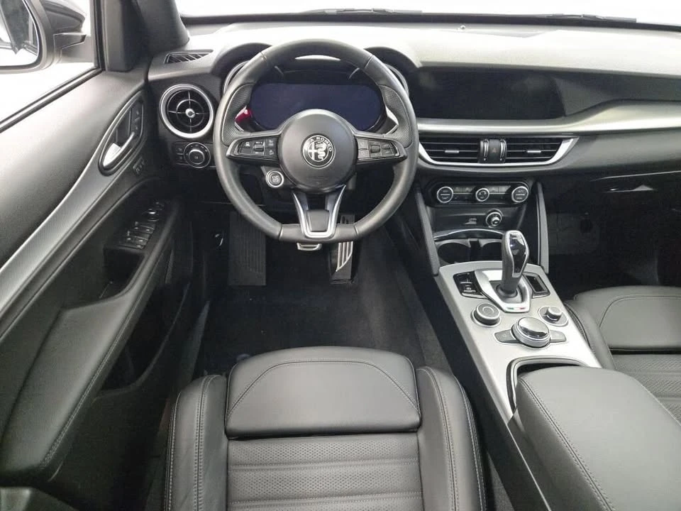 2024 Alfa Romeo Stelvio - Image 13 of 20