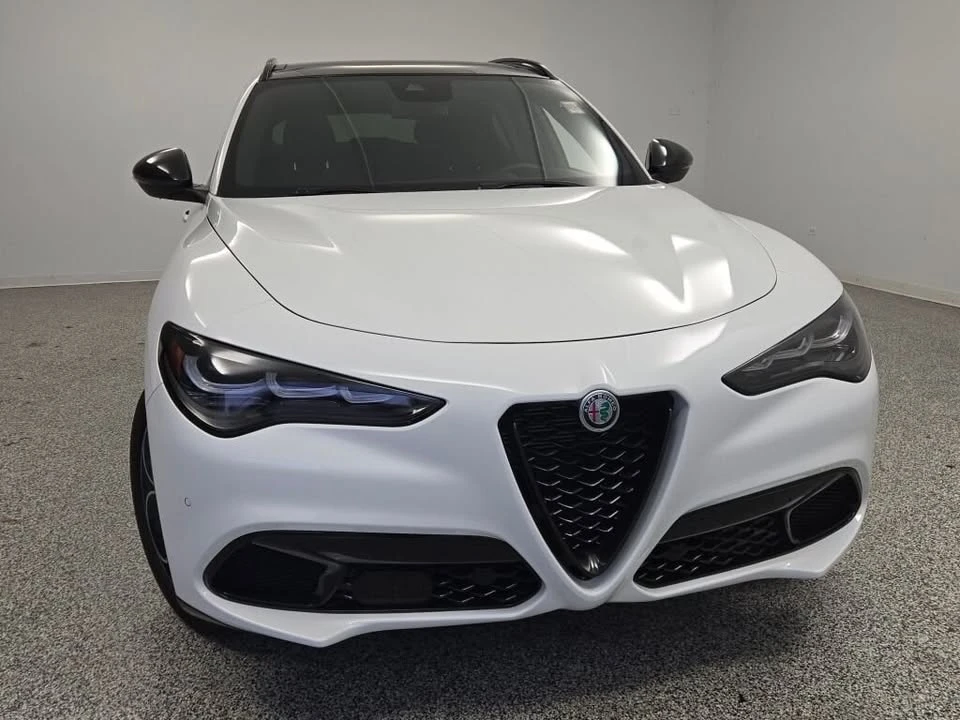 2024 Alfa Romeo Stelvio - Image 3 of 20