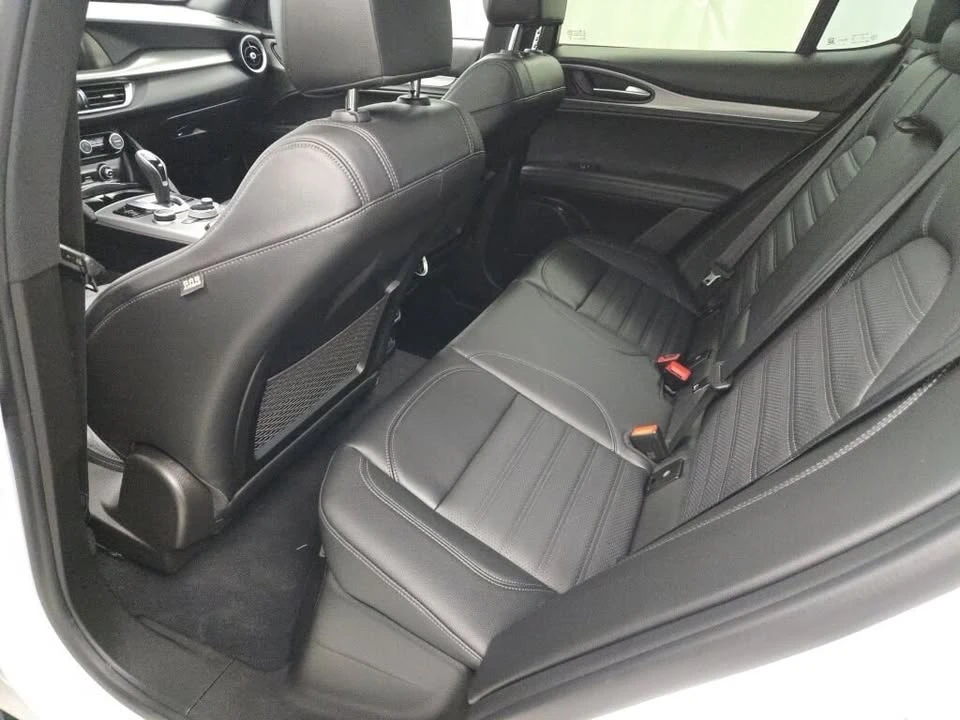 2024 Alfa Romeo Stelvio - Image 12 of 20