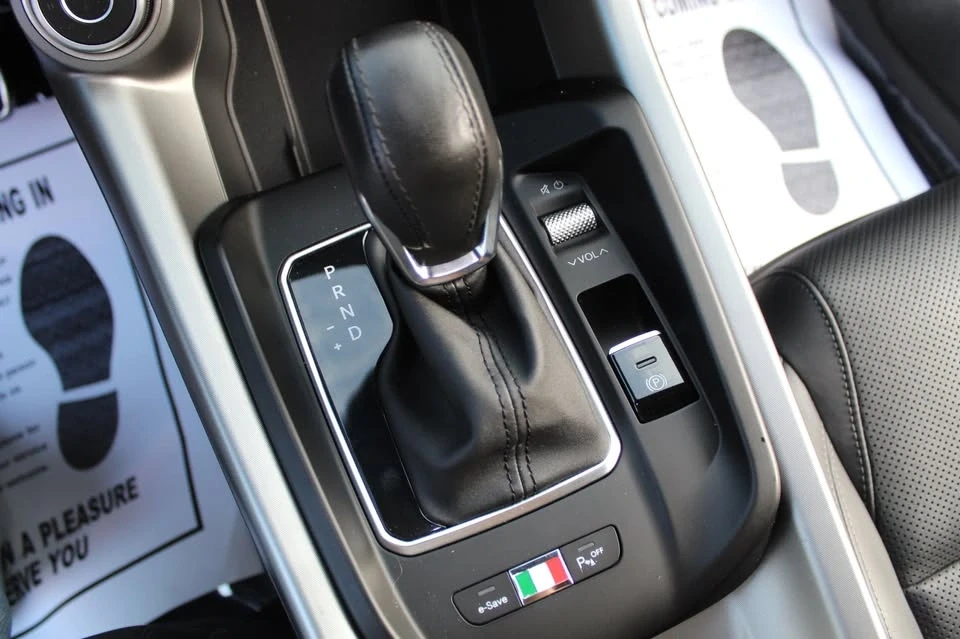 2024 Alfa Romeo Tonale - Image 7 of 8