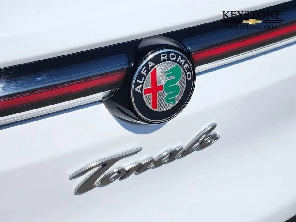2024 Alfa Romeo Tonale - Image 10 of 19