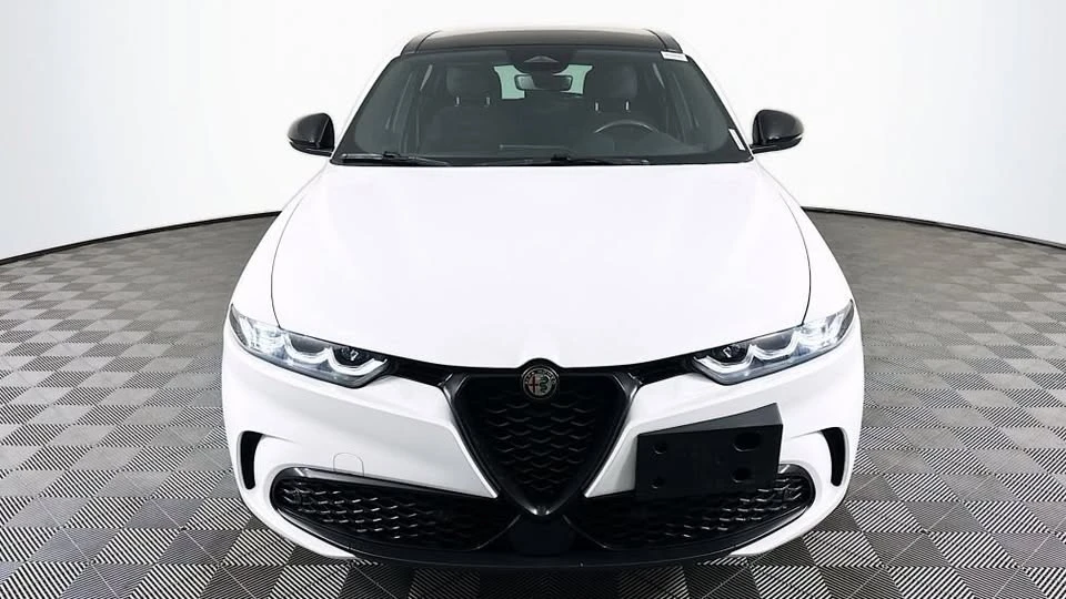 2024 Alfa Romeo Tonale - Image 2 of 20