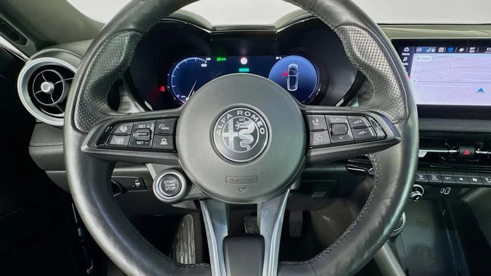 2024 Alfa Romeo Tonale - Image 7 of 17