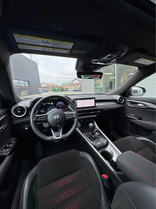 2024 Alfa Romeo Tonale - Image 12 of 15