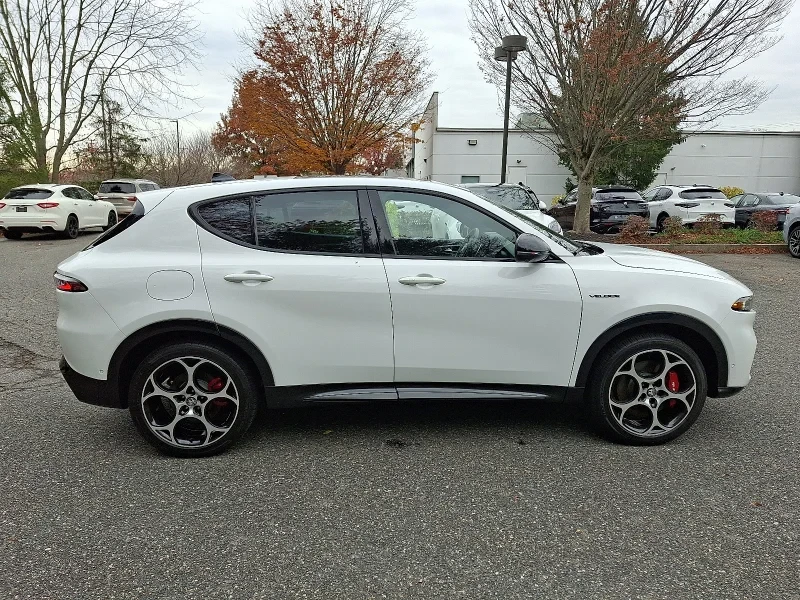 2024 Alfa Romeo Tonale - Image 3 of 12