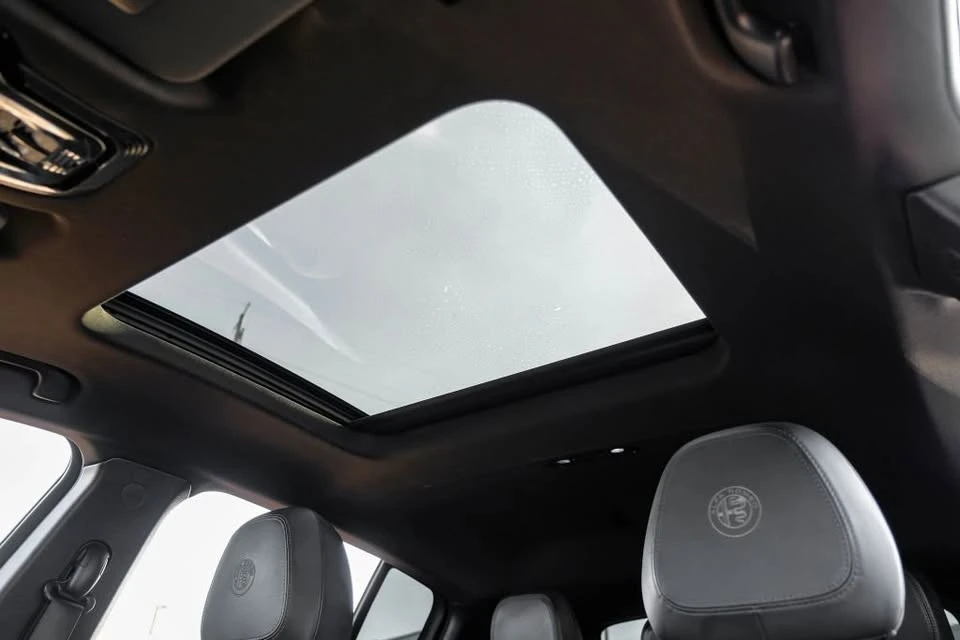 2024 Alfa Romeo Tonale - Image 7 of 9