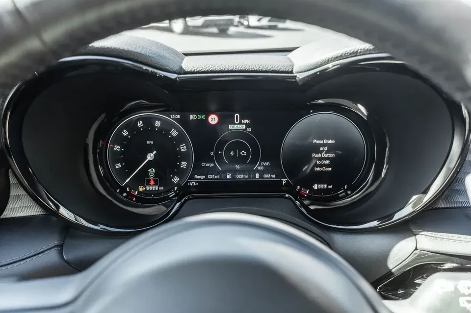 2024 Alfa Romeo Tonale - Image 9 of 16