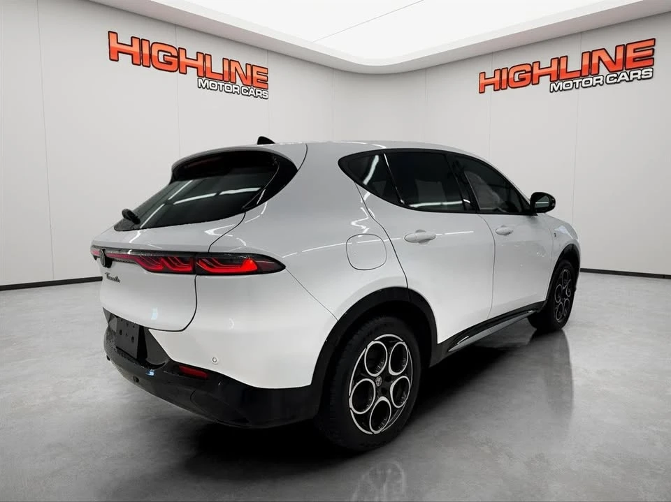2024 Alfa Romeo Tonale - Image 5 of 20