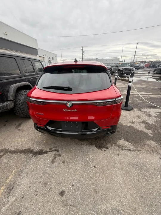 2024 Alfa Romeo Tonale - Image 2 of 6
