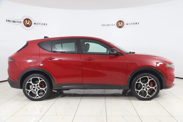 2024 Alfa Romeo Tonale - Image 2 of 20