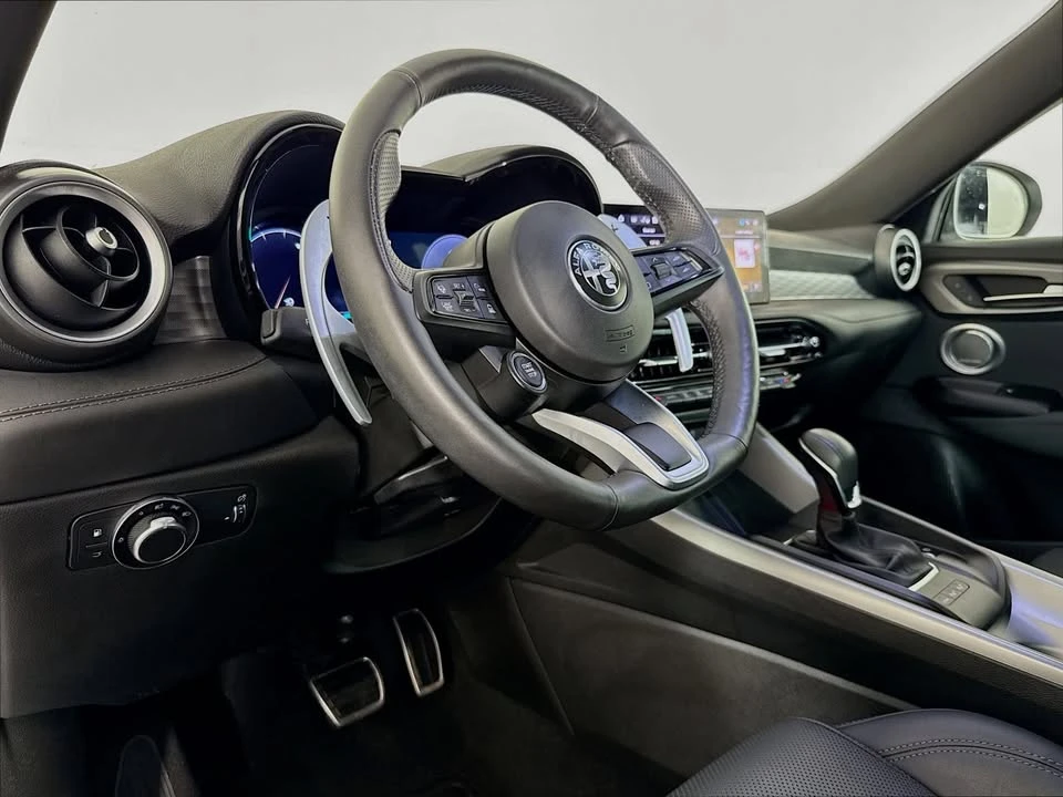 2024 Alfa Romeo Tonale - Image 15 of 18