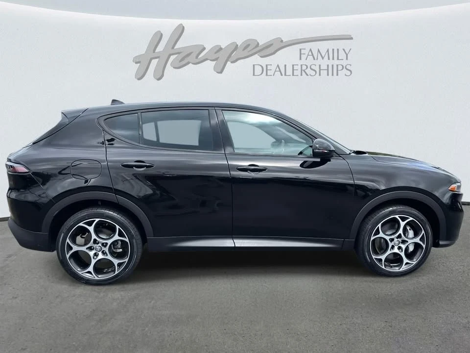 2024 Alfa Romeo Tonale - Image 3 of 16