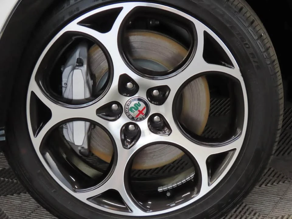 2024 Alfa Romeo Tonale - Image 7 of 19