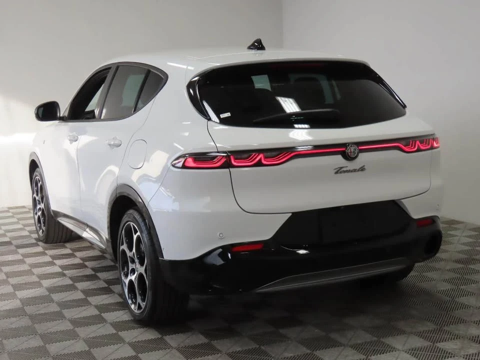 2024 Alfa Romeo Tonale - Image 3 of 19