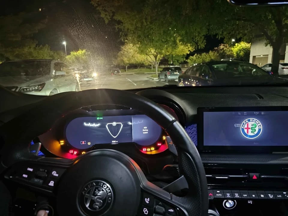 2024 Alfa Romeo Tonale - Image 10 of 18