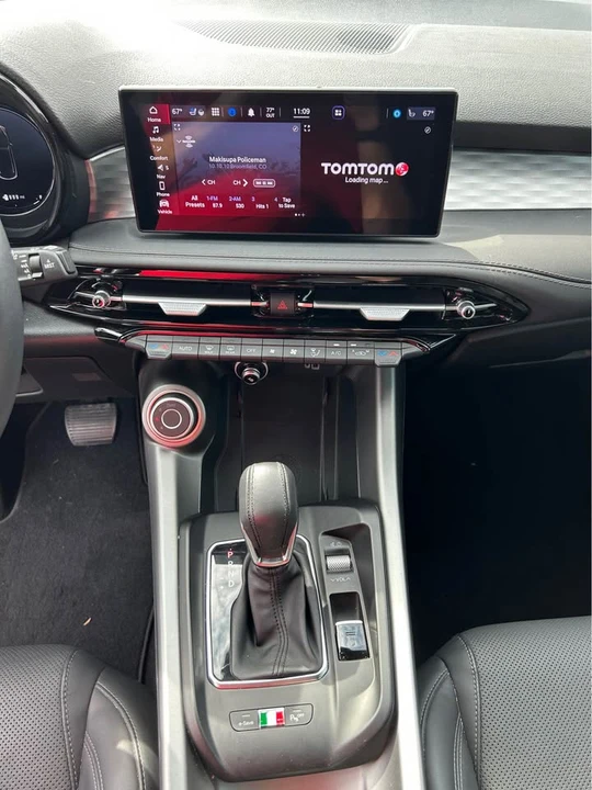 2024 Alfa Romeo Tonale - Image 15 of 18