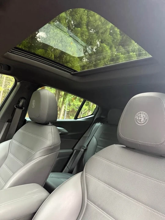2024 Alfa Romeo Tonale - Image 11 of 16