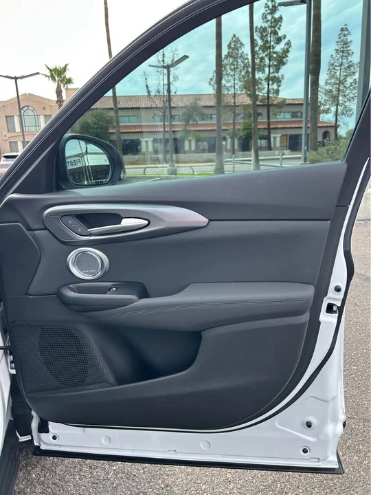 2024 Alfa Romeo Tonale - Image 11 of 18